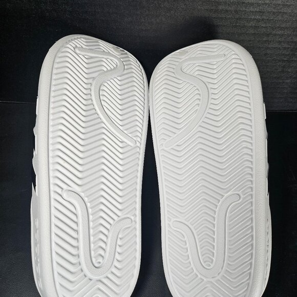 Unisex Adult Adidas Adilette Clogs in Cloud White With Core Black Stripes - Picture 10 of 10